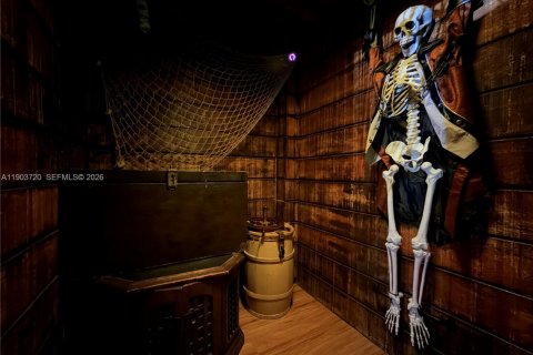 Propiedad comercial en venta en Hollywood, Florida № 2061433 - foto 23