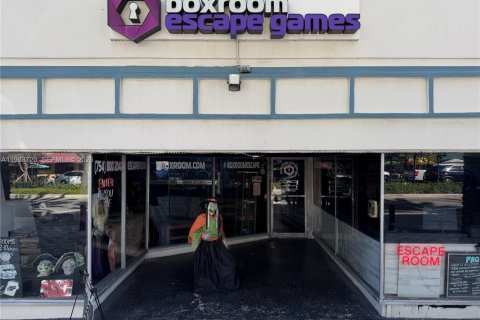 Propiedad comercial en Hollywood, Florida № 2061433