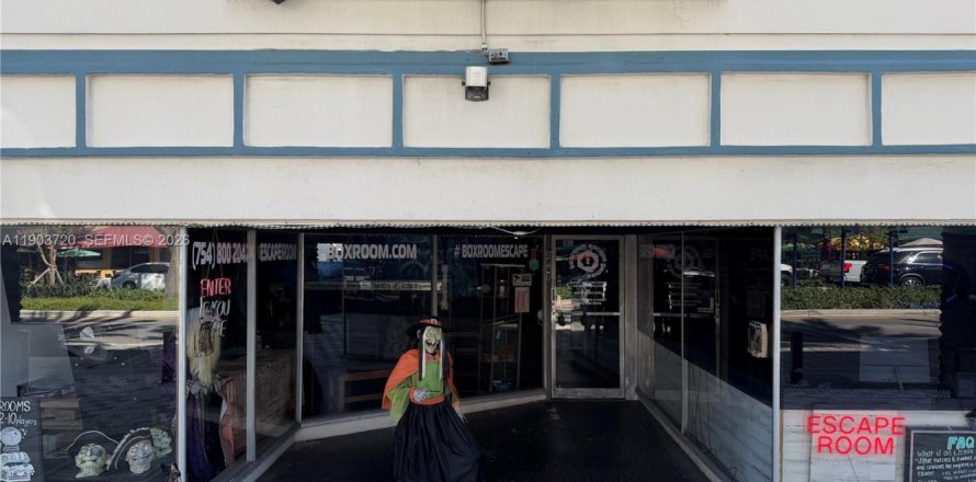 Propiedad comercial en Hollywood, Florida № 2061433