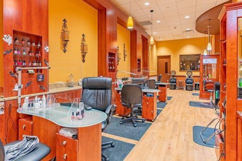 Condo in Sun City Center, Florida, 2 bedrooms  № 2206242 - photo 29