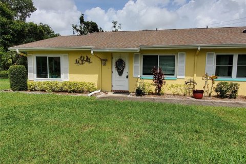 Condo in Sun City Center, Florida, 2 bedrooms  № 2206242