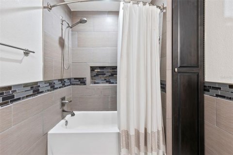 Casa en venta en Port Orange, Florida, 3 dormitorios, 163.32 m2 № 1789023 - foto 20