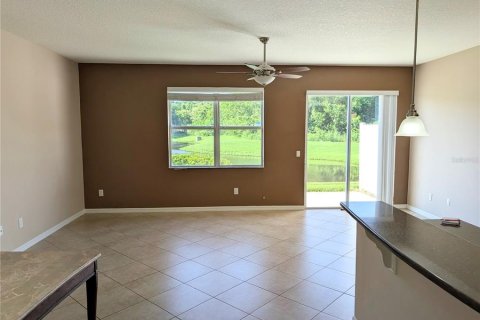 Townhouse in Sanford, Florida 3 bedrooms, 165.46 sq.m. № 1900594 - photo 13