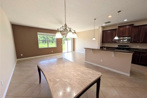 Townhouse in Sanford, Florida 3 bedrooms, 165.46 sq.m. № 1900594 - photo 12