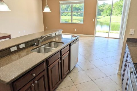 Townhouse in Sanford, Florida 3 bedrooms, 165.46 sq.m. № 1900594 - photo 14