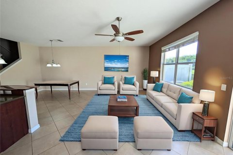 Townhouse in Sanford, Florida 3 bedrooms, 165.46 sq.m. № 1900594 - photo 10