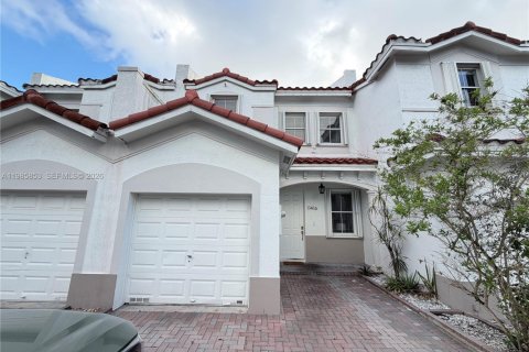 Таунхаус в Дорал, Флорида 3 спальни, 142.42м2 № 2048172