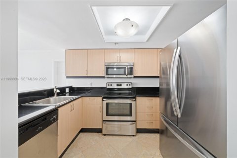 Купить кондоминиум в Майами, Флорида 2 спальни, 96.62м2, № 2020114 - фото 7