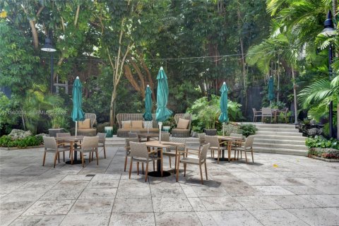 Купить кондоминиум в Майами, Флорида 2 спальни, 96.62м2, № 2020114 - фото 22