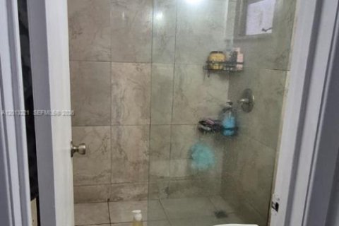 Copropriété à louer à Miami, Floride: 2 chambres, 89.93 m2 № 2075556 - photo 8