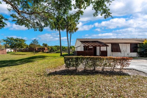 Villa ou maison à vendre à Davie, Floride: 3 chambres, 143.81 m2 № 2041486 - photo 29