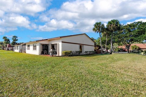 Villa ou maison à vendre à Davie, Floride: 3 chambres, 143.81 m2 № 2041486 - photo 27