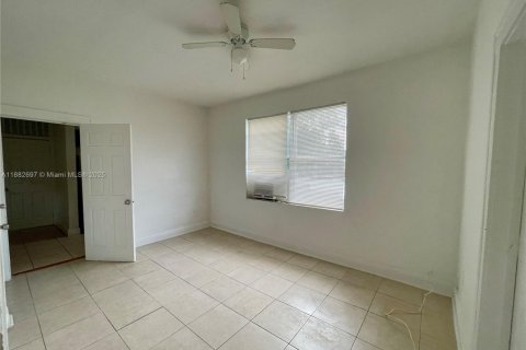 Appartement à louer à Miami, Floride: 2 chambres, 92.9 m2 № 1931859 - photo 11