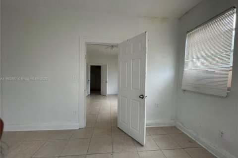 Appartement à louer à Miami, Floride: 2 chambres, 92.9 m2 № 1931859 - photo 15