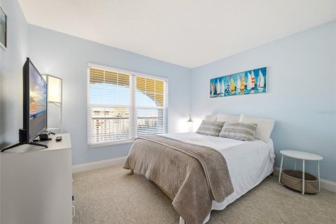 Condo in New Smyrna Beach, Florida, 2 bedrooms  № 2102238 - photo 25