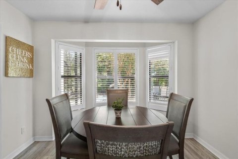 Villa ou maison à louer à Stuart, Floride: 4 chambres, 222.13 m2 № 2402350 - photo 8