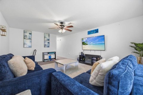 Touwnhouse à vendre à Lakeland, Floride: 2 chambres, 138.98 m2 № 2098455 - photo 15