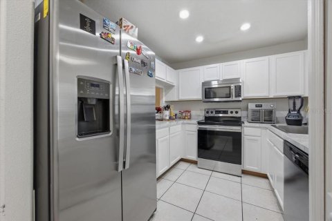 Touwnhouse à vendre à Lakeland, Floride: 2 chambres, 138.98 m2 № 2098455 - photo 6