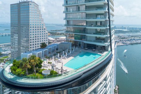 Condo in Miami, Florida, 2 bedrooms  № 1921802 - photo 26