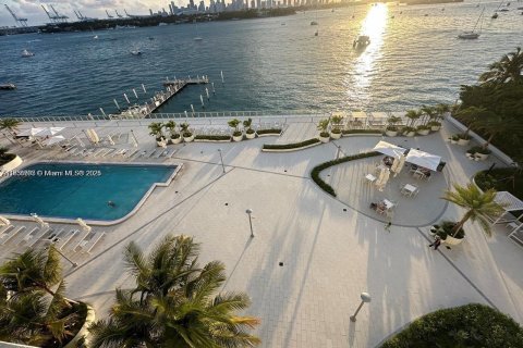 Condominio en venta en Miami Beach, Florida, 2 dormitorios, 91.32 m2 № 1939409 - foto 19