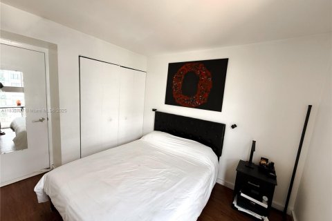 Condominio en venta en Miami Beach, Florida, 2 dormitorios, 91.32 m2 № 1939409 - foto 14