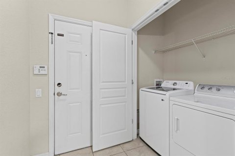 Condominio en alquiler en Davenport, Florida, 3 dormitorios, 115.94 m2 № 1615935 - foto 18