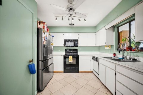 Купить виллу или дом в Гейнсвилл, Флорида 7 комнат, 150.5м2, № 2212828 - фото 12