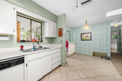 Купить виллу или дом в Гейнсвилл, Флорида 7 комнат, 150.5м2, № 2212828 - фото 15