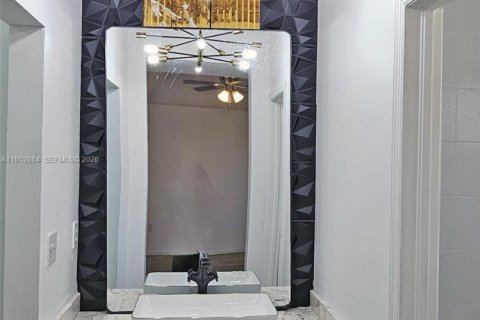 Condo in Miami, Florida, 3 bedrooms № 2090070 - photo 22