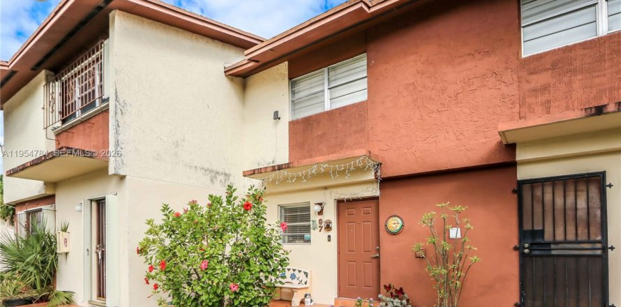 Condo in Sweetwater, Florida, 2 bedrooms  № 2009527