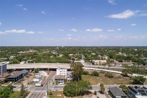 Condo in Saint Petersburg, Florida, 2 bedrooms  № 1915447 - photo 19