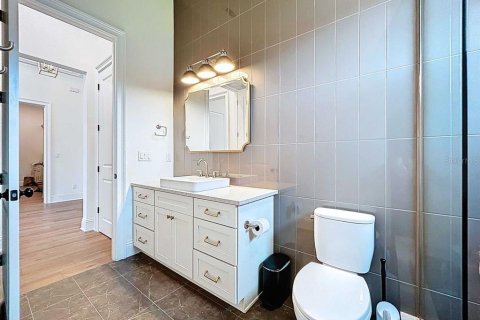 Casa en venta en Tampa, Florida, 5 dormitorios, 398.09 m2 № 1911891 - foto 14