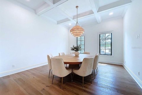 Casa en venta en Tampa, Florida, 5 dormitorios, 398.09 m2 № 1911891 - foto 15
