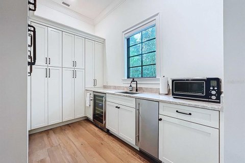 Casa en venta en Tampa, Florida, 5 dormitorios, 398.09 m2 № 1911891 - foto 26