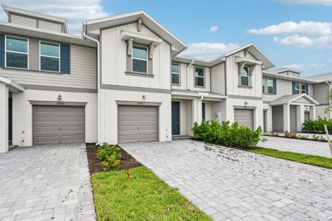 Touwnhouse à vendre à Port St. Lucie, Floride: 3 chambres, 154.31 m2 № 2318156 - photo 4