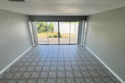 Condominio en alquiler en Cocoa, Florida, 2 dormitorios, 86.96 m2 № 1917296 - foto 10