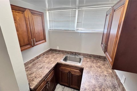 Condominio en alquiler en Cocoa, Florida, 2 dormitorios, 86.96 m2 № 1917296 - foto 16