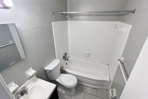 Condominio en alquiler en Cocoa, Florida, 2 dormitorios, 86.96 m2 № 1917296 - foto 20