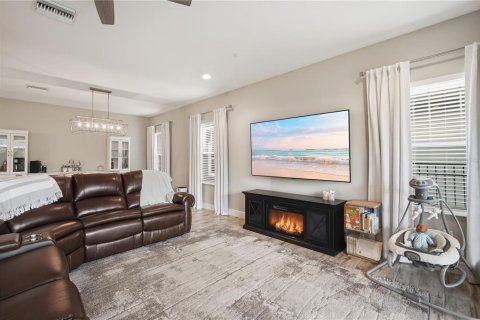 Villa ou maison à louer à Apollo Beach, Floride: 4 chambres, 193.79 m2 № 2111751 - photo 7