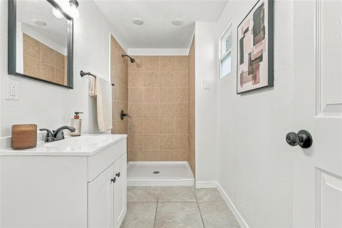 Villa ou maison à vendre à Tampa, Floride: 4 chambres, 133.41 m2 № 2429135 - photo 19