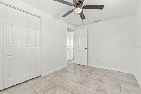 Villa ou maison à vendre à Tampa, Floride: 4 chambres, 133.41 m2 № 2429135 - photo 22