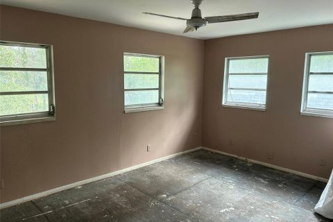 House in Inverness, Florida 2 bedrooms, 170.57 sq.m. № 1795926 - photo 19