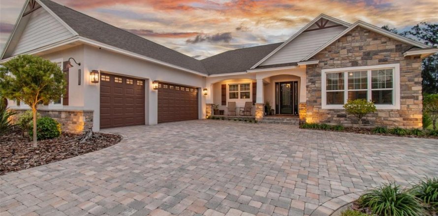 Villa ou maison à Lakeland, Floride 4 chambres, 247.58 m2 № 1838388