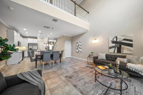 Touwnhouse à vendre à Tampa, Floride: 3 chambres, 216.74 m2 № 1903153 - photo 12