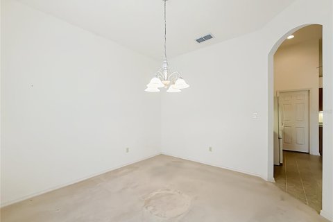 House in Leesburg, Florida 3 bedrooms, 162.67 sq.m. № 2395939 - photo 16