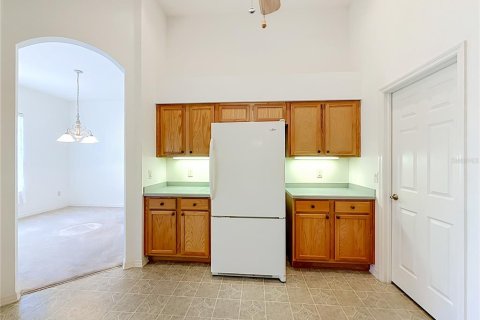 House in Leesburg, Florida 3 bedrooms, 162.67 sq.m. № 2395939 - photo 12