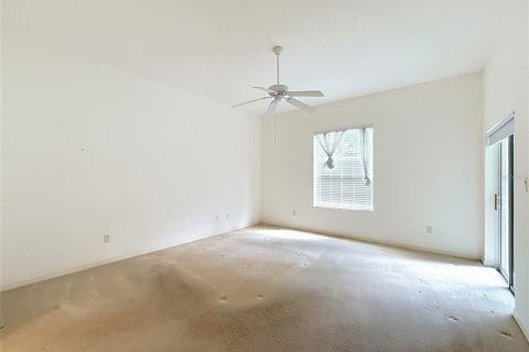 House in Leesburg, Florida 3 bedrooms, 162.67 sq.m. № 2395939 - photo 17