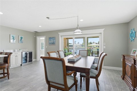 Casa en venta en New Port Richey, Florida, 4 dormitorios, 206.43 m2 № 2213255 - foto 18