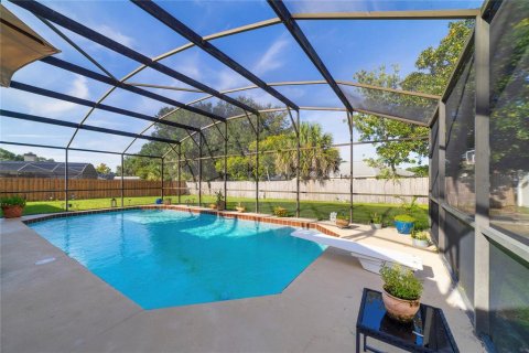 Villa ou maison à vendre à Oviedo, Floride: 4 chambres, 190.08 m2 № 2395926 - photo 2