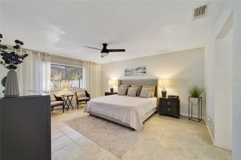 Villa ou maison à vendre à Oviedo, Floride: 4 chambres, 190.08 m2 № 2395926 - photo 14